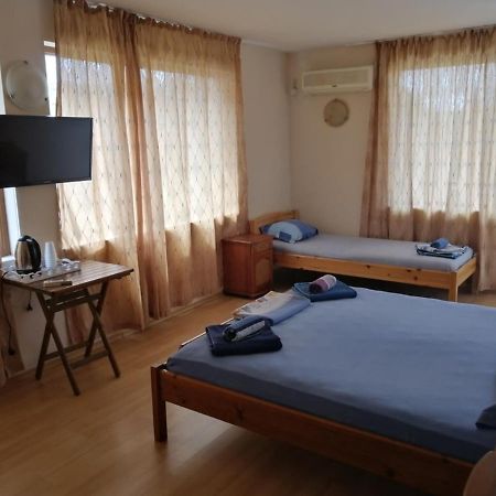 Guest House "Zora - Sarafovo" Burgaz Dış mekan fotoğraf