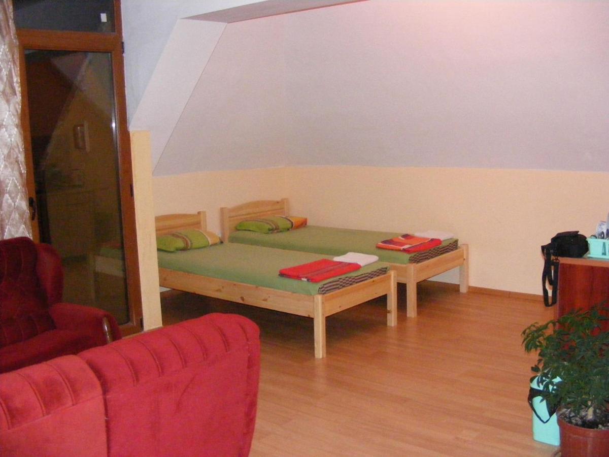 Guest House "Zora - Sarafovo" Burgaz Dış mekan fotoğraf