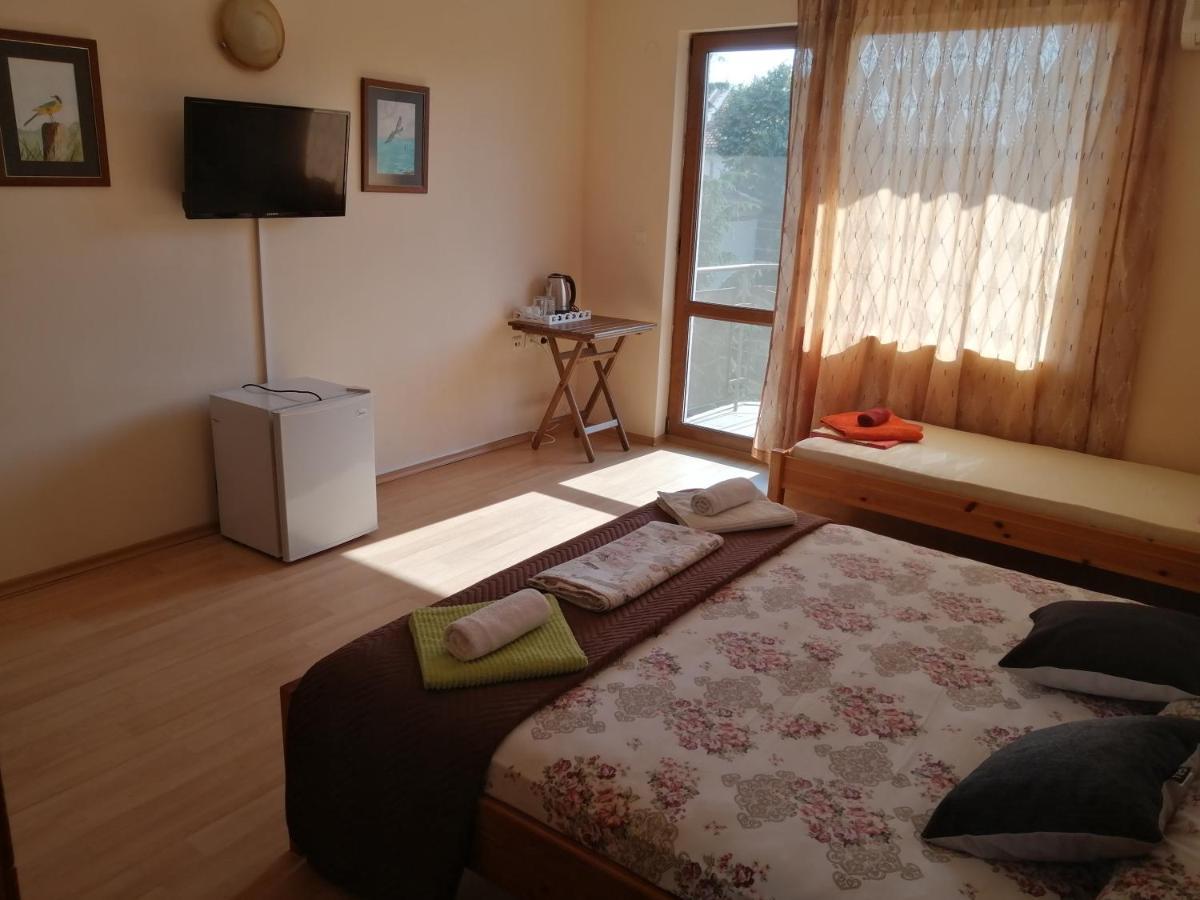 Guest House "Zora - Sarafovo" Burgaz Dış mekan fotoğraf
