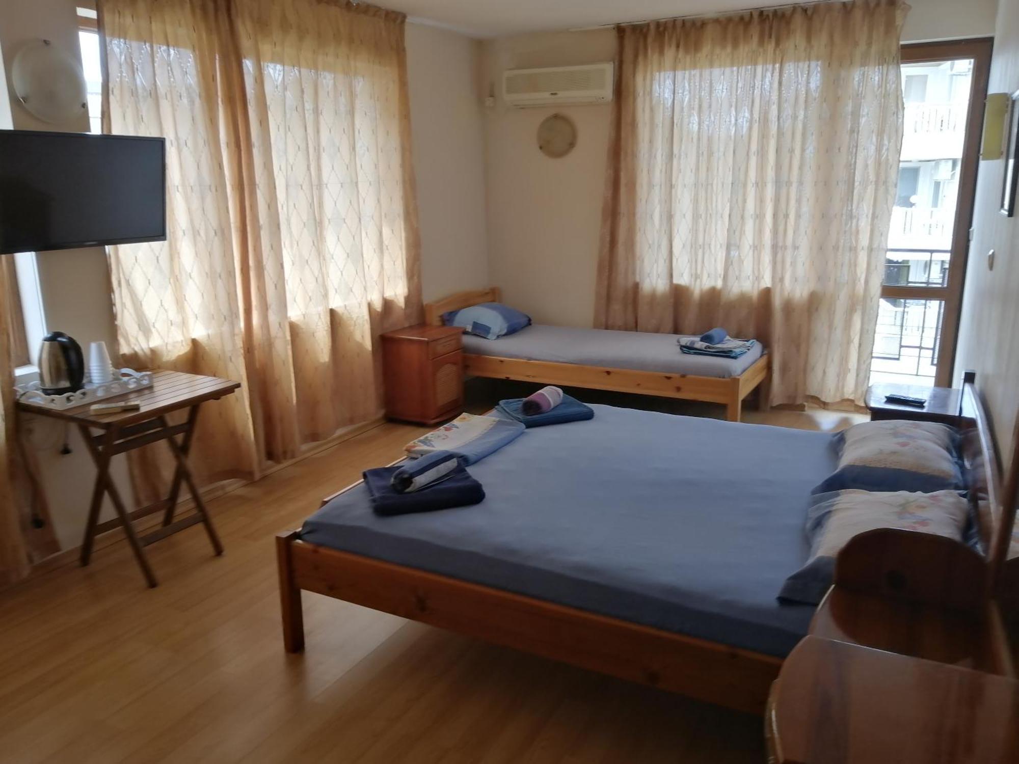Guest House "Zora - Sarafovo" Burgaz Dış mekan fotoğraf