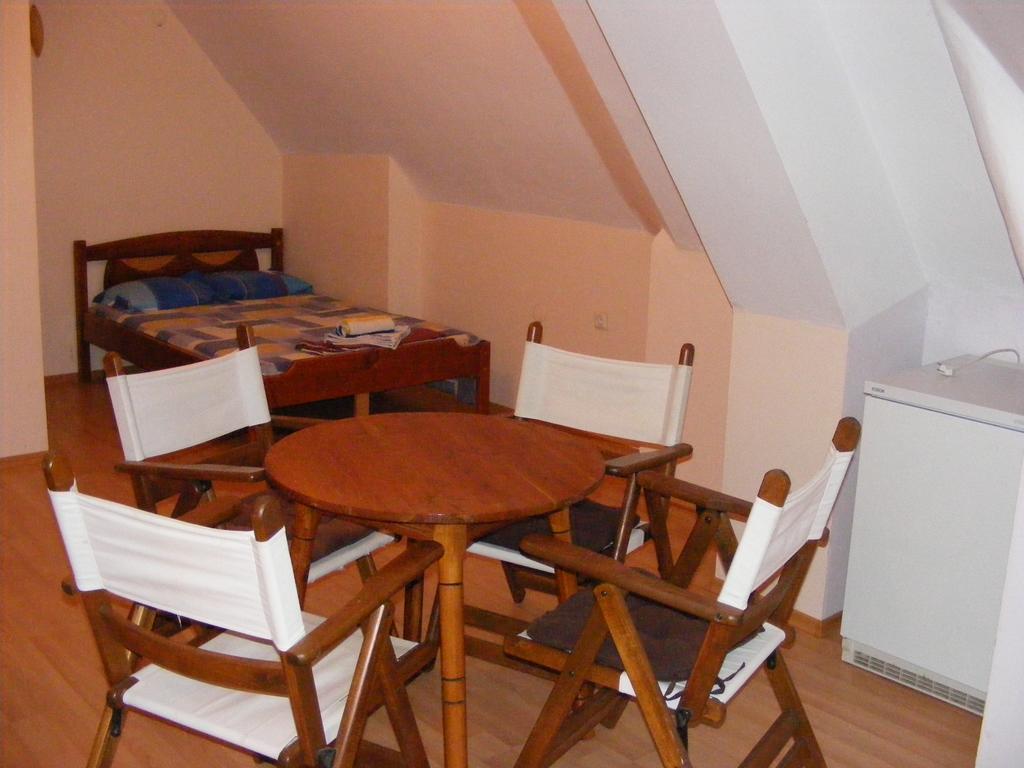 Guest House "Zora - Sarafovo" Burgaz Dış mekan fotoğraf